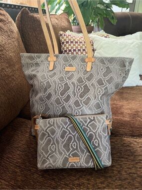 Consuela Daily Tote and Midtown Dizzy
